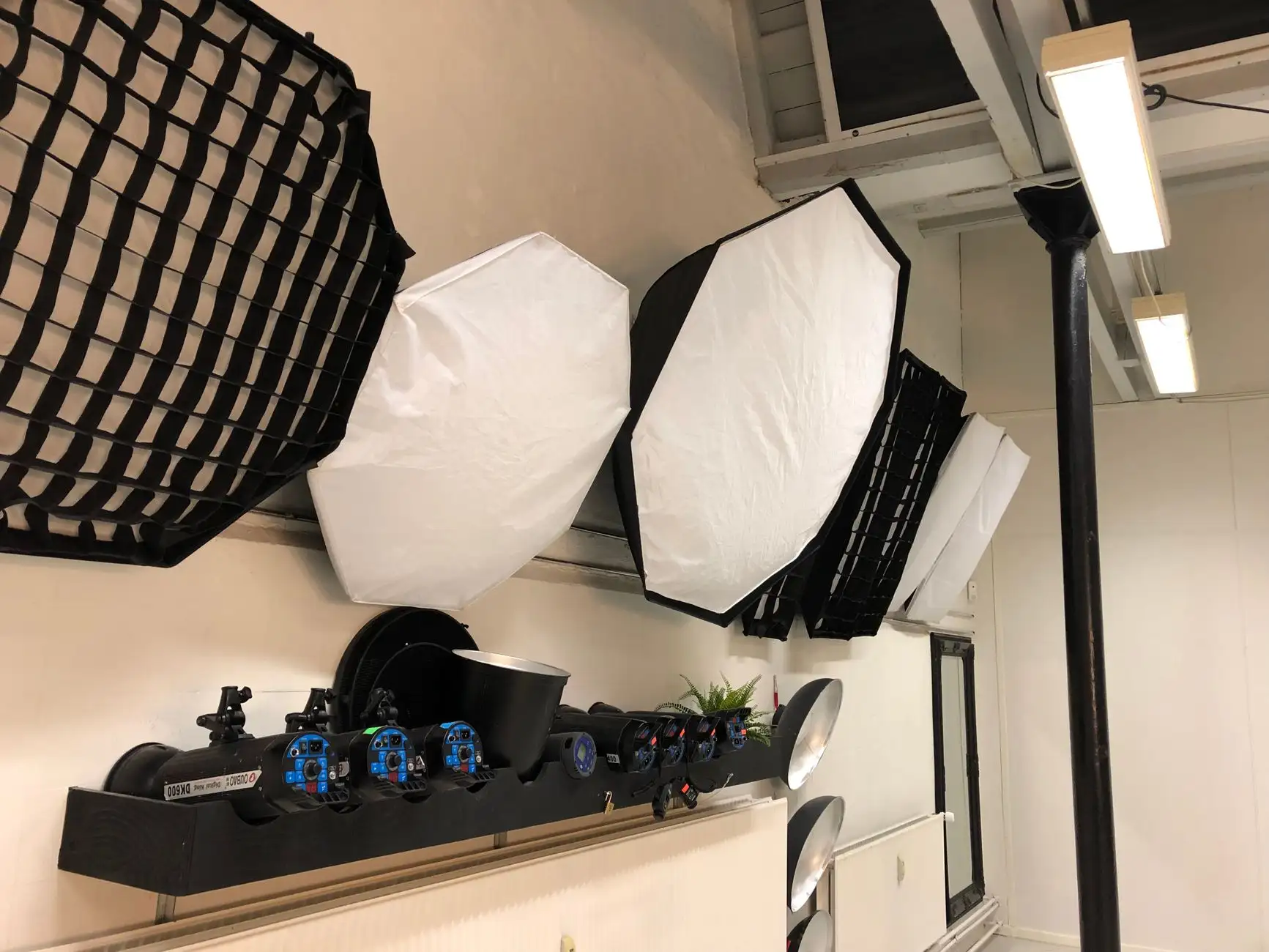 商用清洁工具选型方案:物业场景下的拖把与垃圾桶配置指南正文配图 2